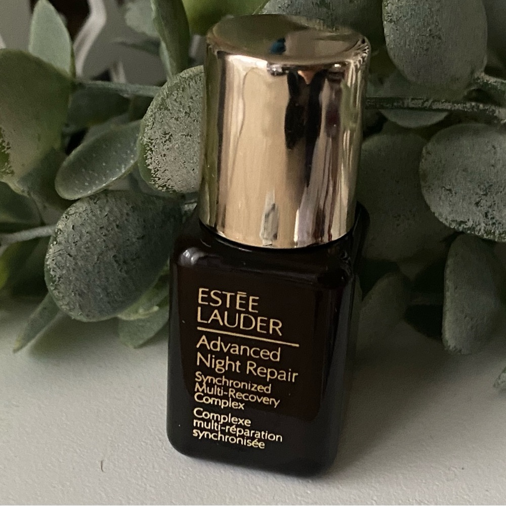 Estée Lauder advanced night repair sample travel mini size